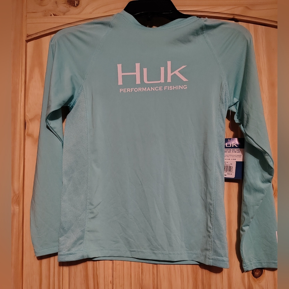 NWT Boys Youth Medium Huk Pursuit Vented  Performance Fishing Long Sleeve Shirt